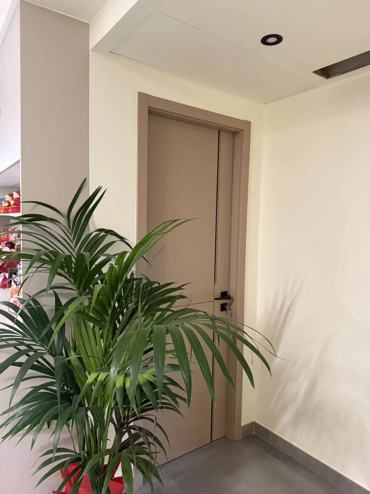 Detalle del acabado de la puerta